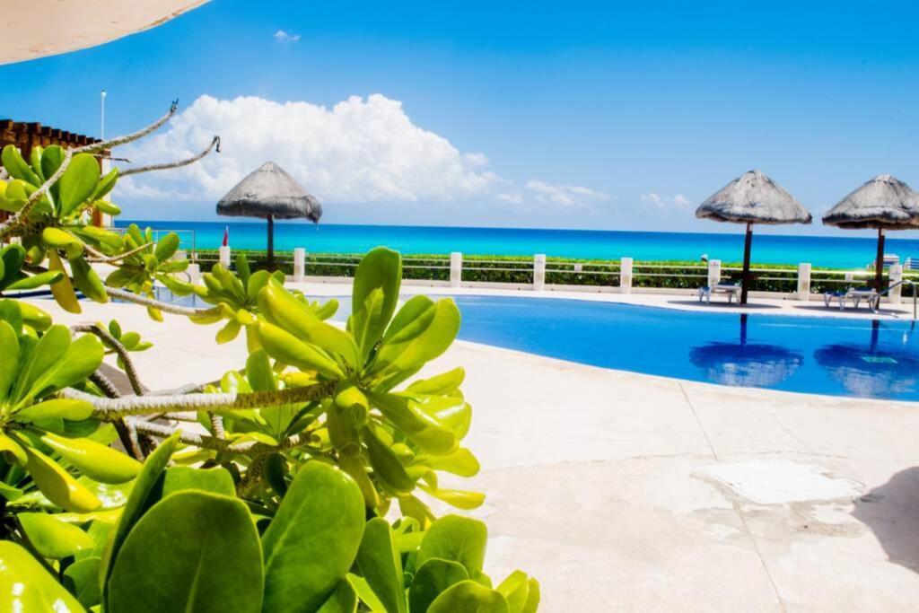 Villas Marlin 108, A Pie De Playa, Albercas, Jacuzi, Ubicacion Inmejorable Cancún Exterior foto