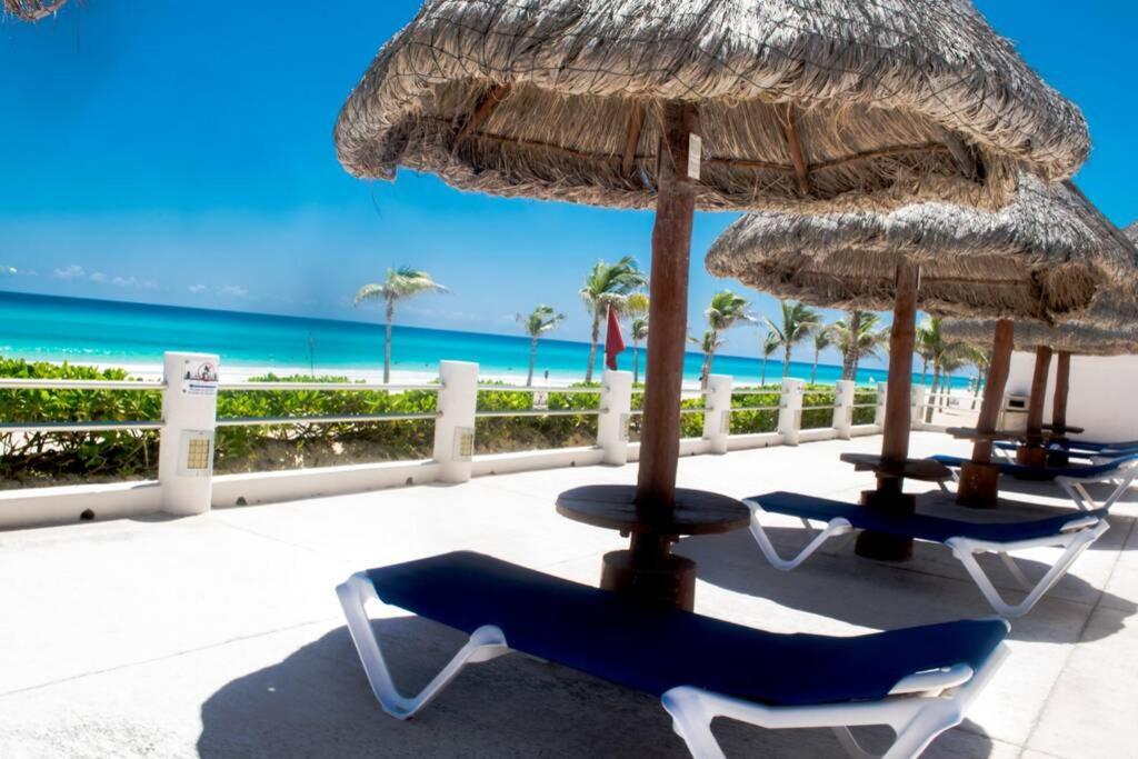 Villas Marlin 108, A Pie De Playa, Albercas, Jacuzi, Ubicacion Inmejorable Cancún Exterior foto