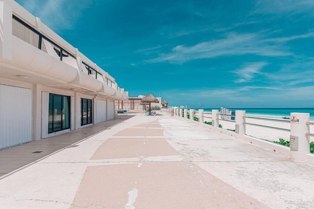 Villas Marlin 108, A Pie De Playa, Albercas, Jacuzi, Ubicacion Inmejorable Cancún Exterior foto